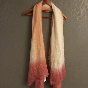Max Studio Scarf
